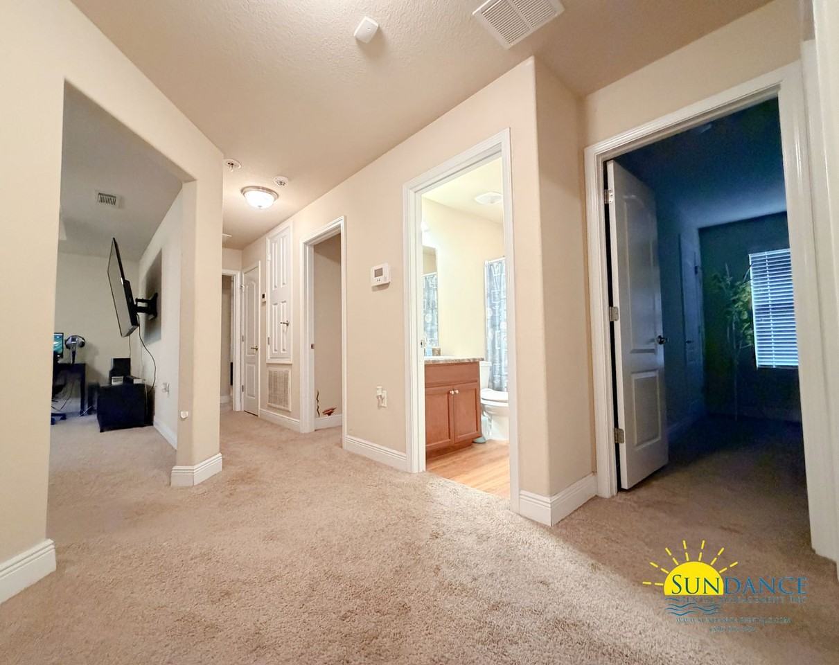 4194 Roosevelt Way - Photo 7 of 22