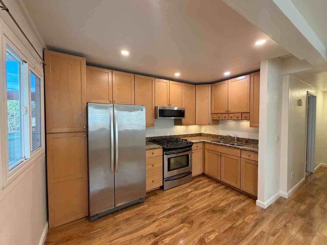 3517 36th St - Photo 3 of 11