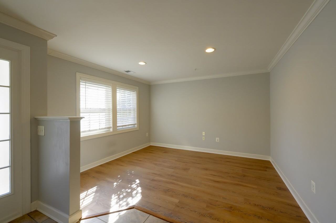 3932 Shawfield Ln - Photo 5 of 50