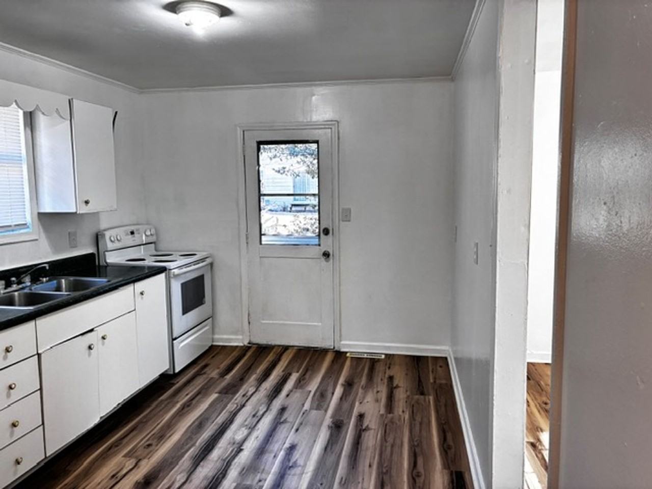 332 Beltline Ave - Photo 6 of 29