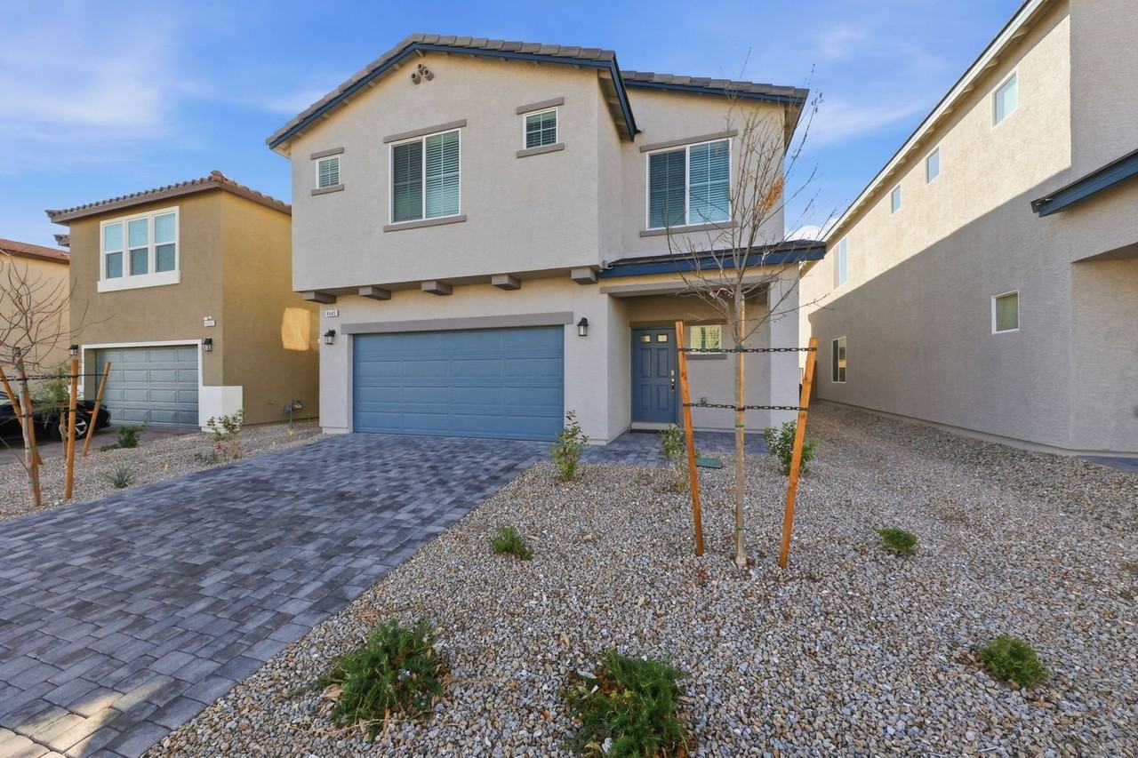 4445 Bayley Skye Ave - Photo 2 of 45