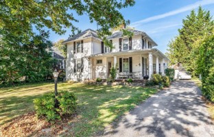 featured image of 23 W Ridley Ave