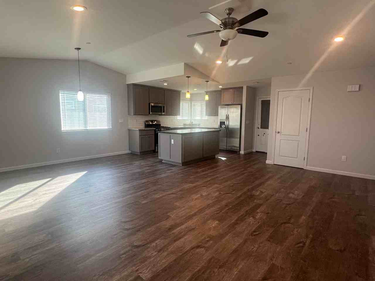 1547 Lacey Ln - Photo 6 of 17