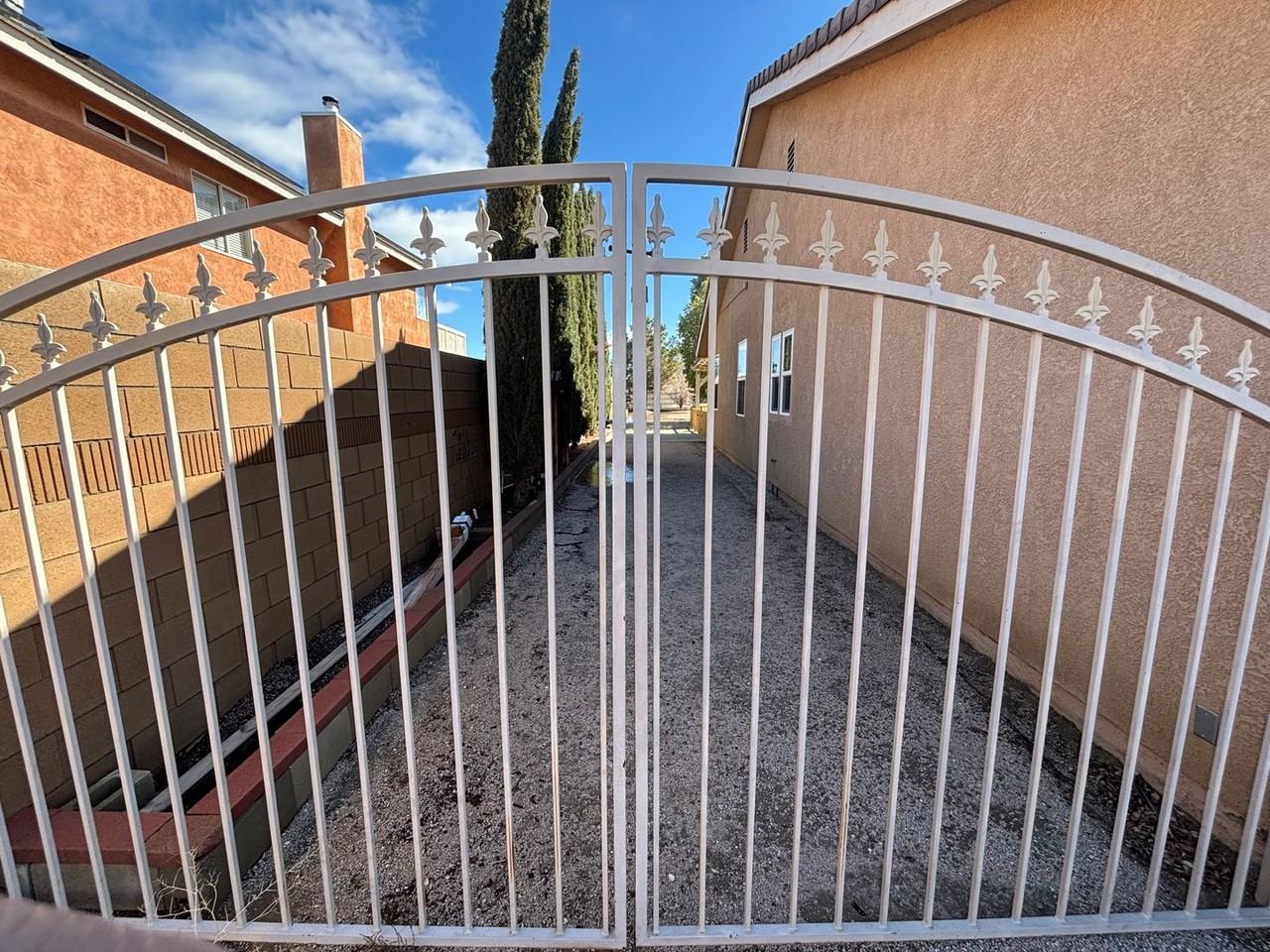 42704 23rd St W - Photo 2 of 22