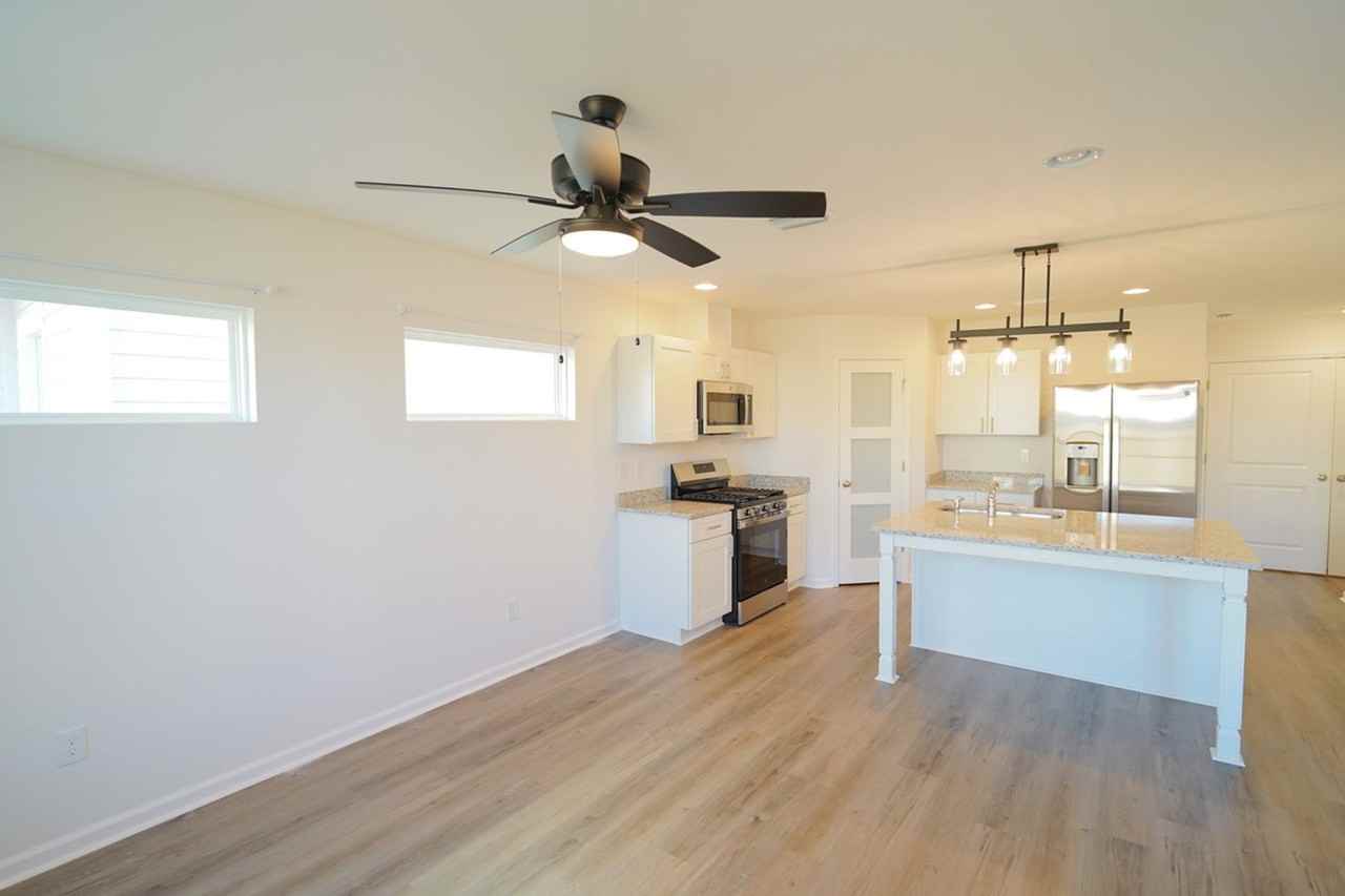 2852 Mews Lndg - Photo 2 of 30