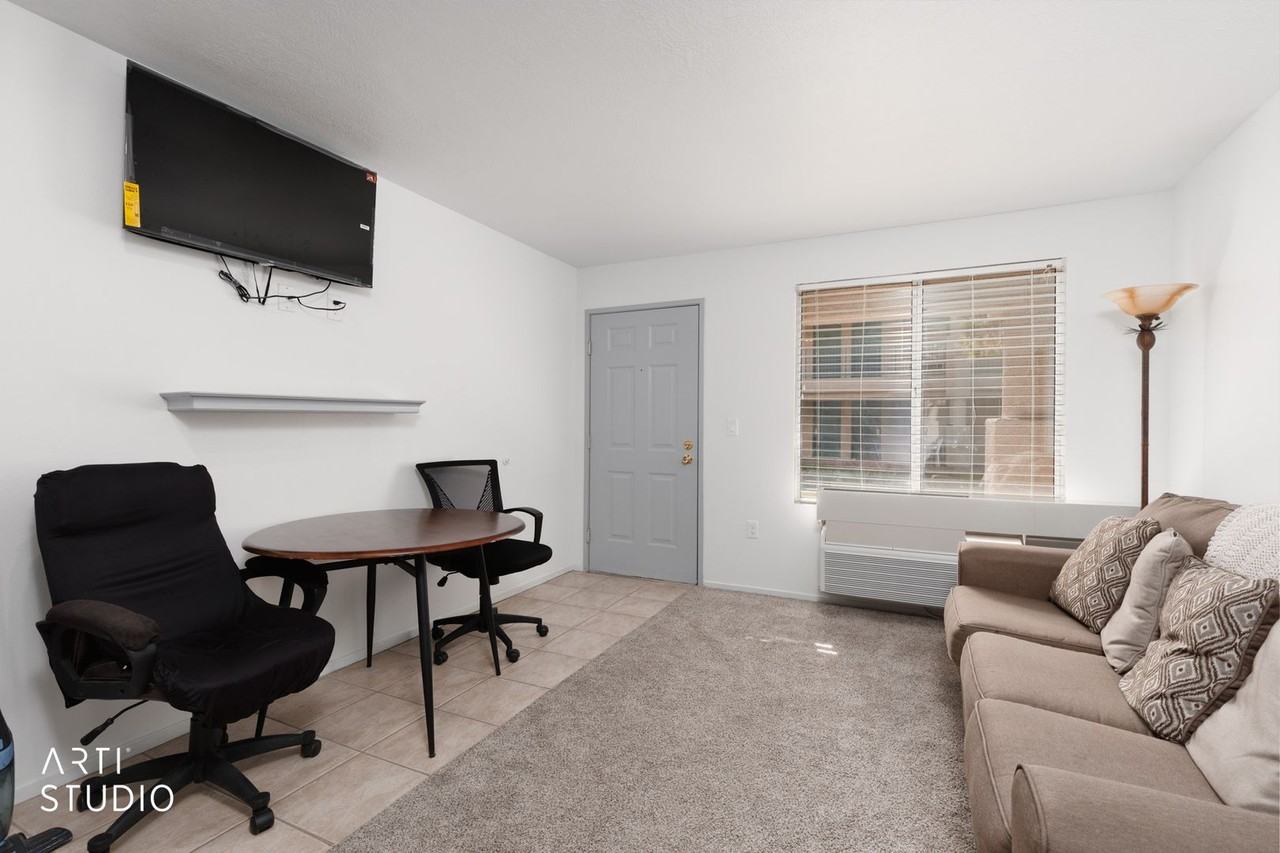 100 Pulsipher Ln #4109 - Photo 3 of 10