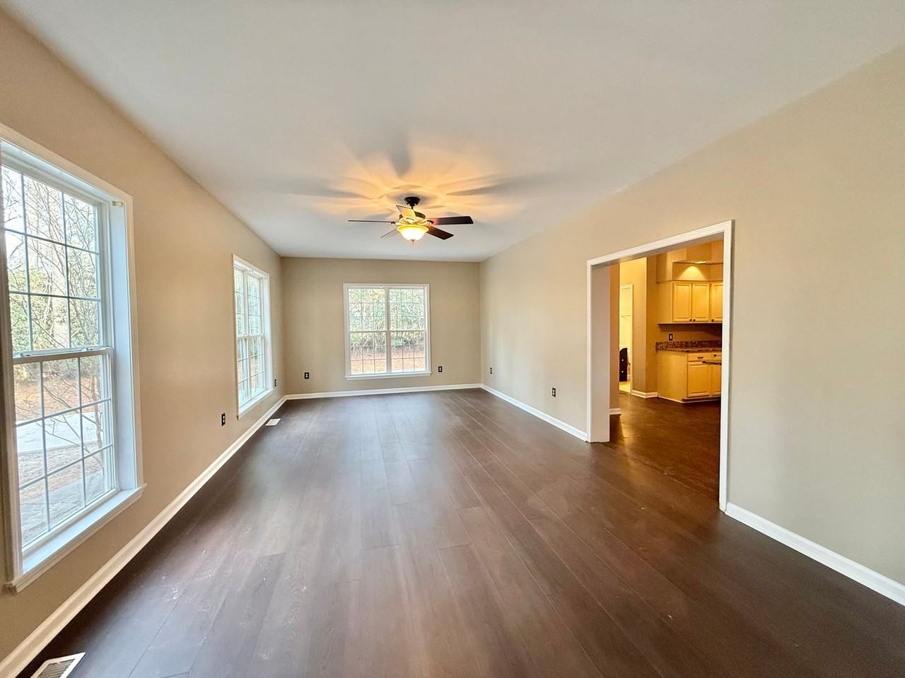 3841 Rawls Church Rd - Photo 5 of 34