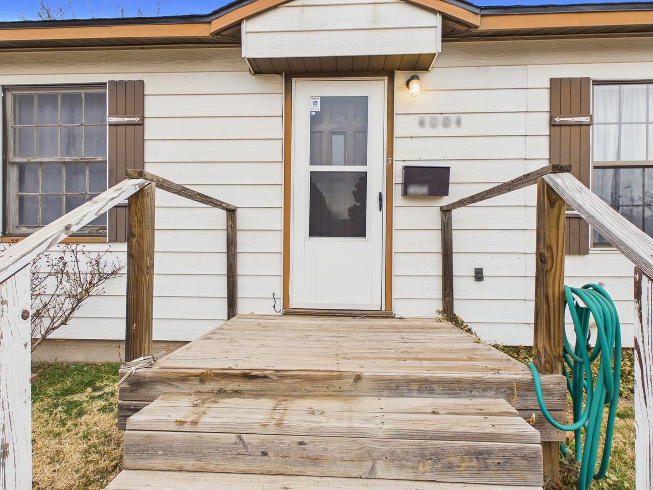 4004 S Hayden St - Photo 7 of 28