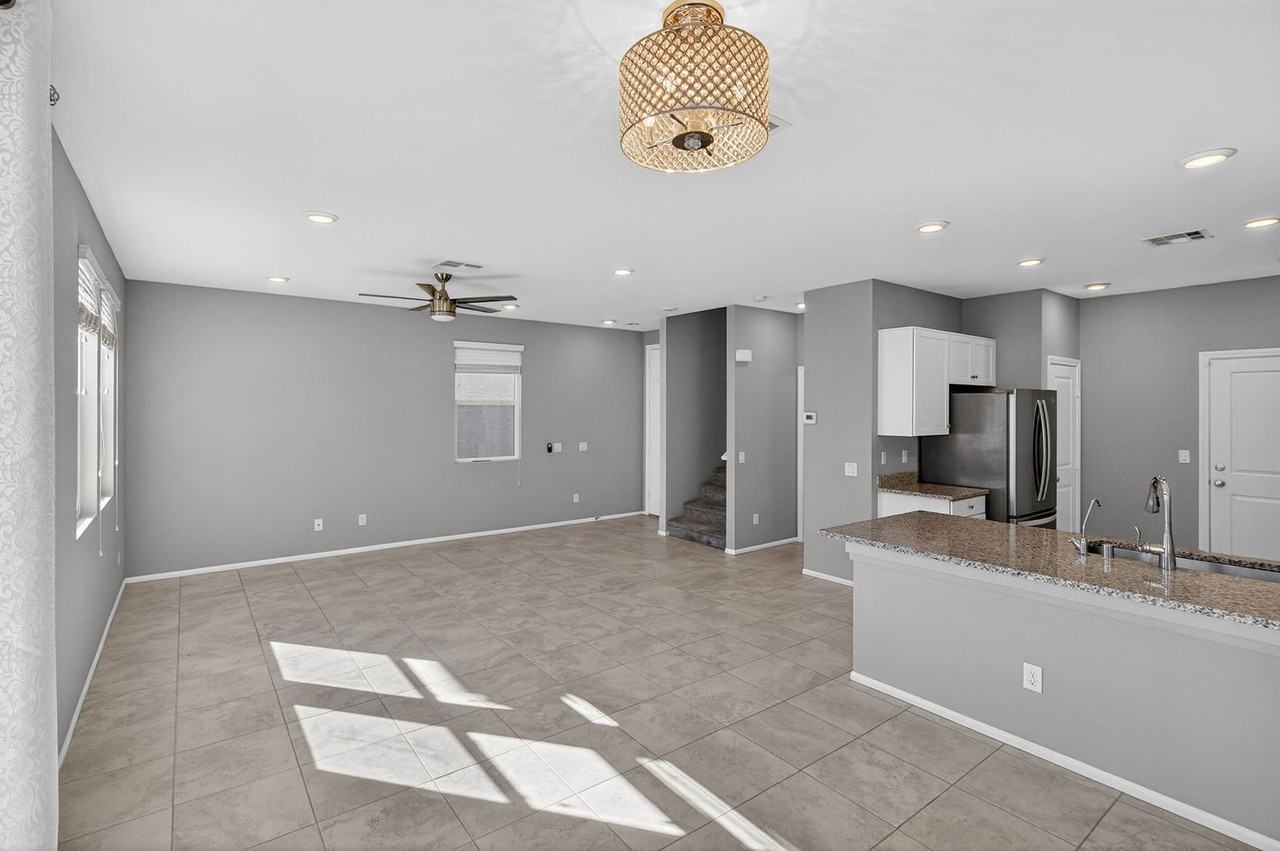 7144 Anchor Terrace St - Photo 2 of 26