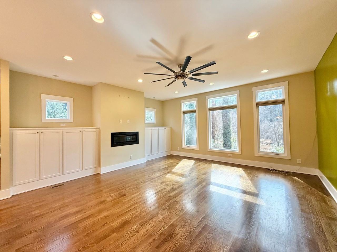 5231 Melbourne Rd - Photo 6 of 33