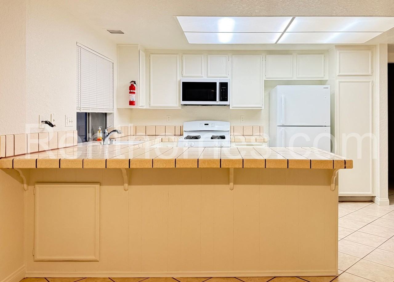 9937 Dauntless St - Photo 3 of 15