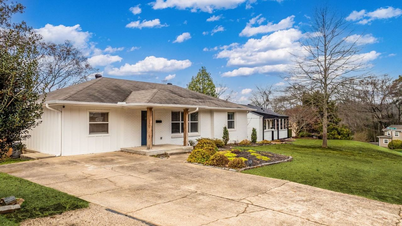 2420 Durwood Rd - Photo 2 of 43