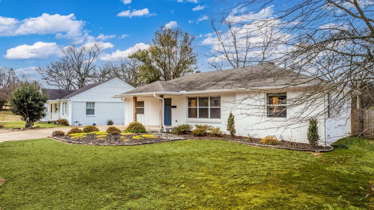 2420 Durwood Rd - Photo 3 of 43