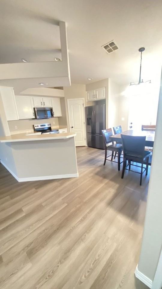 3813 Bismark Ave - Photo 4 of 24