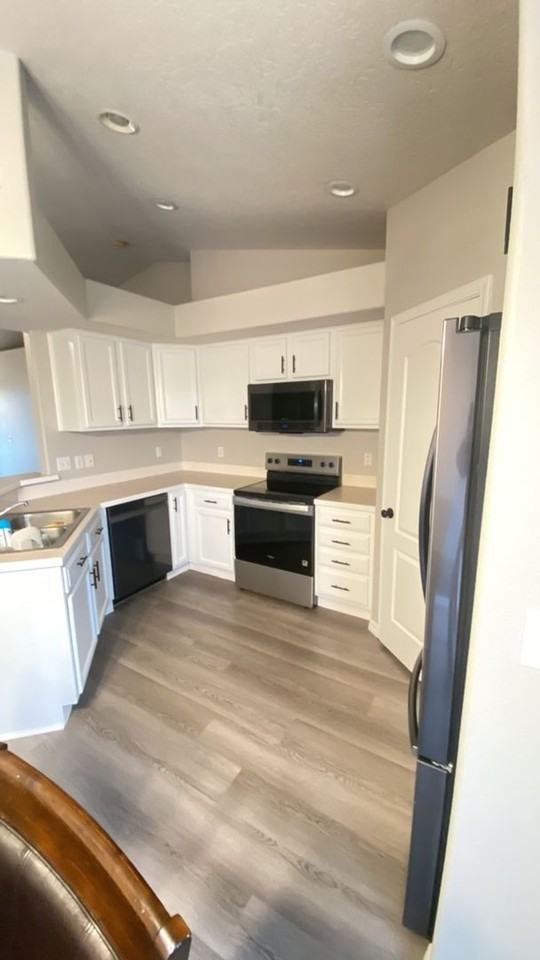 3813 Bismark Ave - Photo 5 of 24