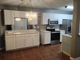 featured image of 2226 Huntingdon Dr