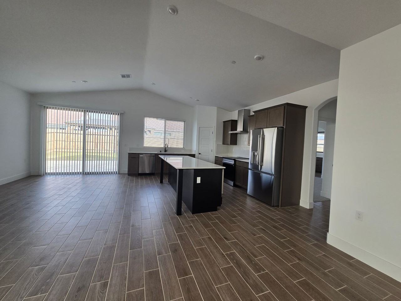 1455 N Frontier St - Photo 3 of 23