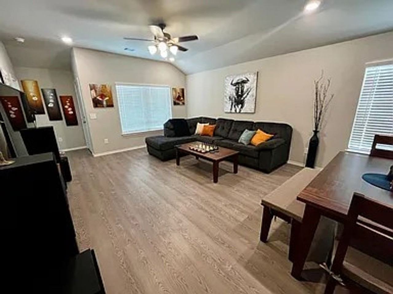 21218 Yew Ln - Photo 5 of 23