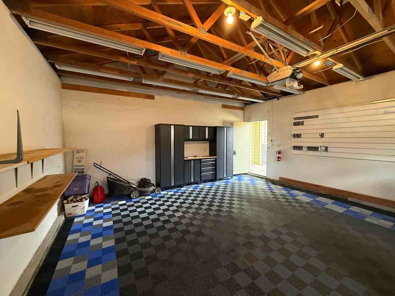 7100 W Yale Ave - Photo 5 of 40