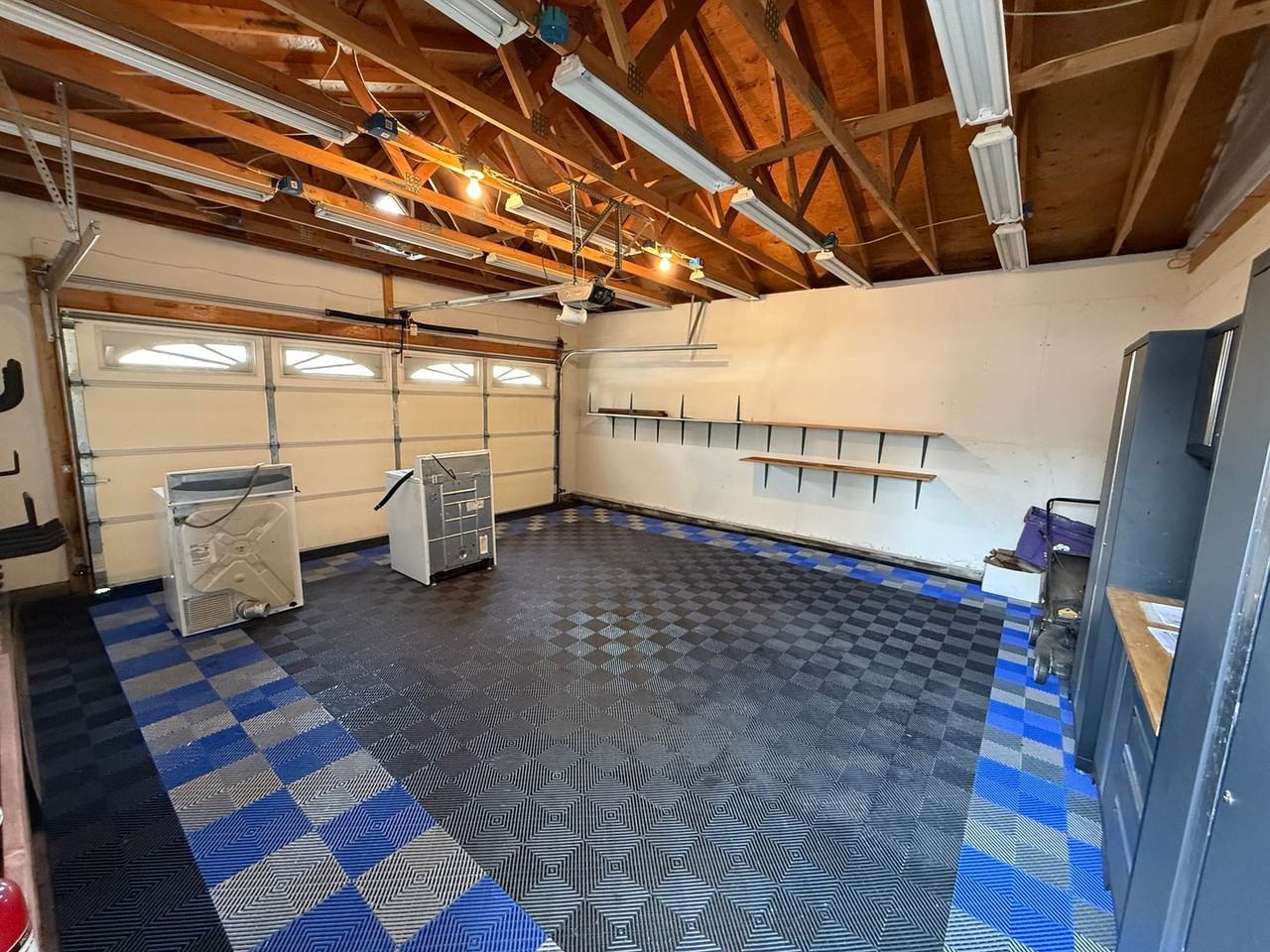 7100 W Yale Ave - Photo 6 of 40