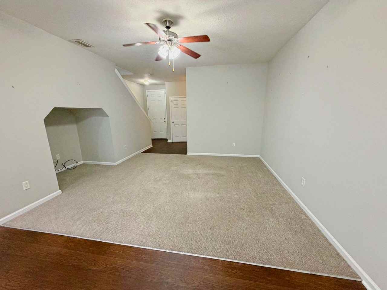 8880 Grassy Bluff Dr - Photo 3 of 21