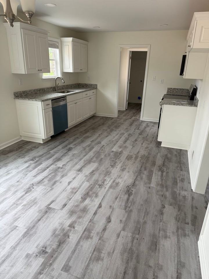 838 Lockett Station Rd - Photo 3 of 11