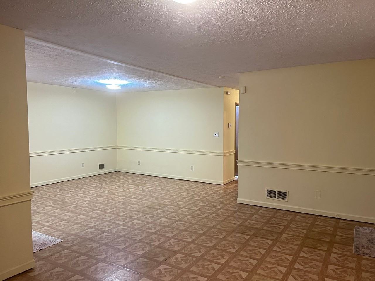 40 Wagon Wheel Dr - Photo 7 of 36