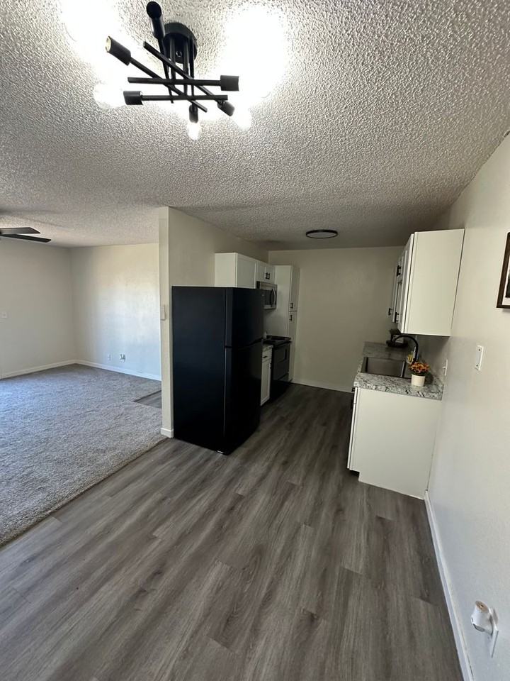 313 S Chickasaw Ave - Photo 7 of 15
