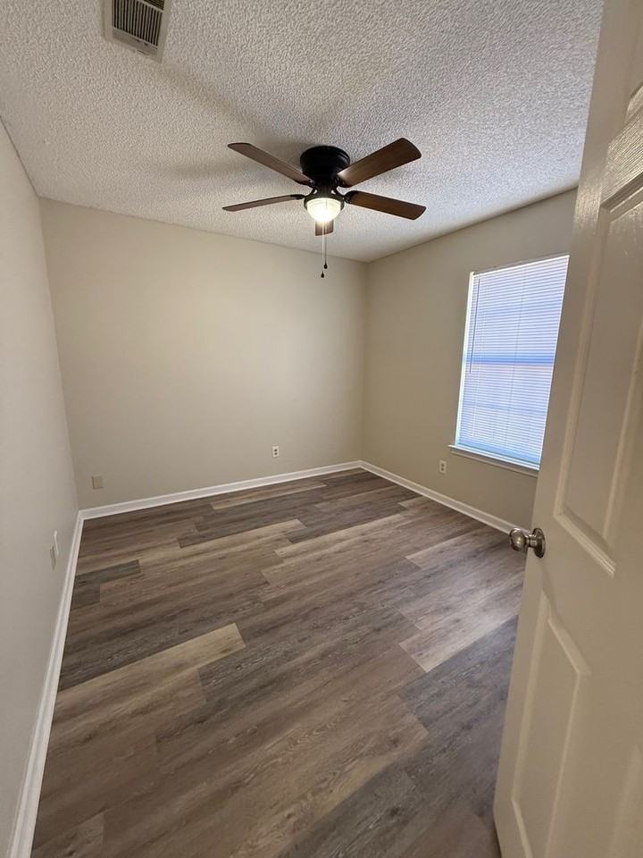 120 Sapalo Dr - Photo 4 of 22