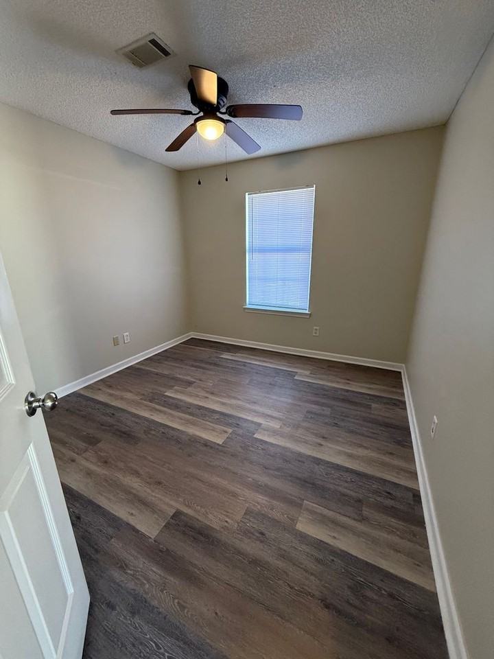 120 Sapalo Dr - Photo 7 of 22