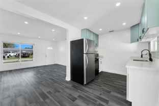 4917 Sw 43rd Ter - Photo 1 of 1