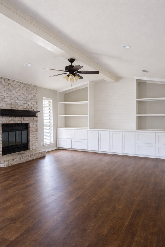 5602 Hillcrest Dr - Photo 3 of 9