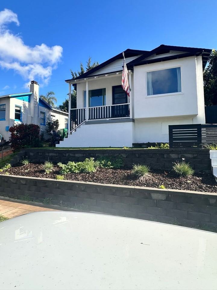 3542 Poe St - Photo 2 of 34