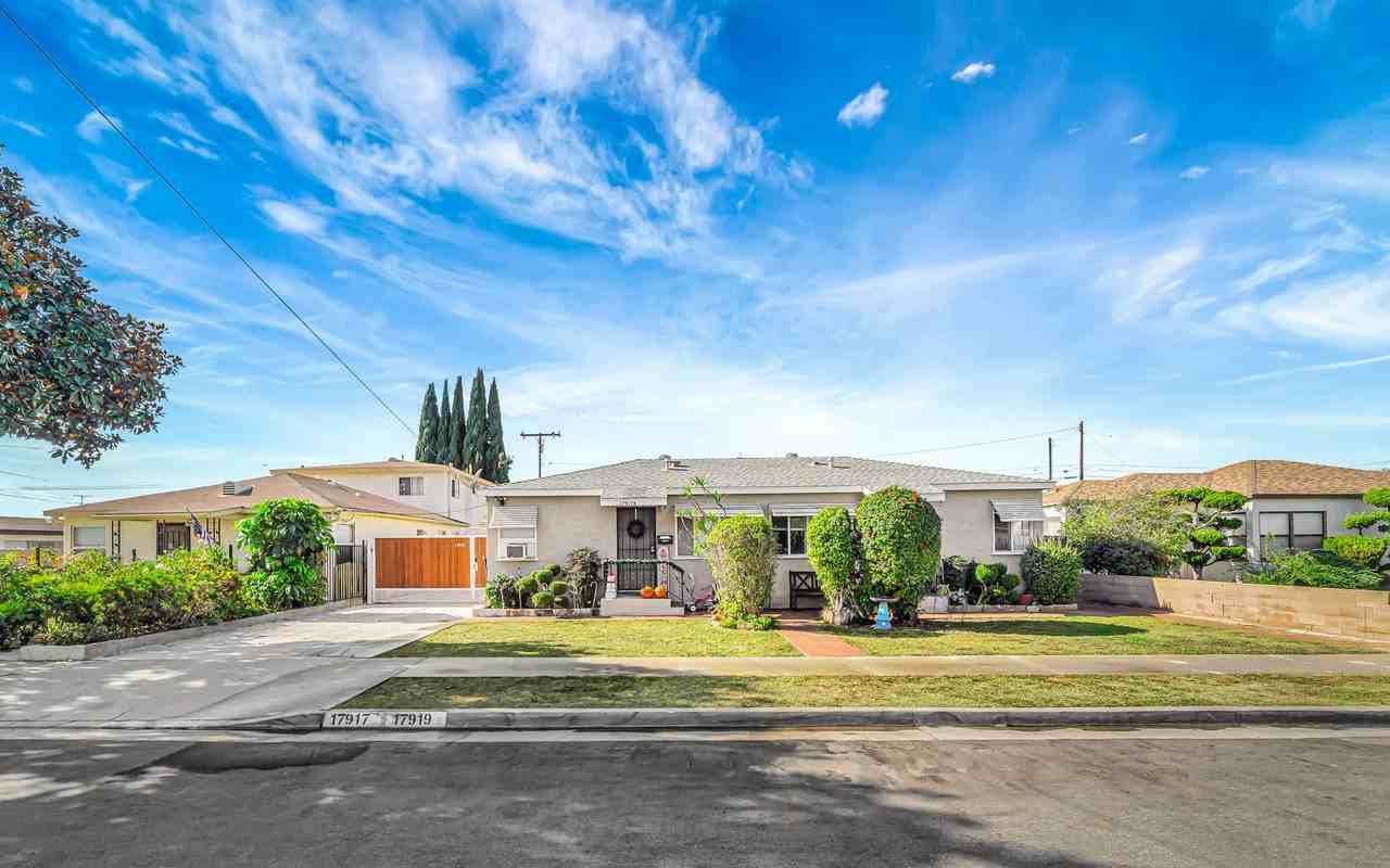 17917 Evelyn Ave - Photo 2 of 18