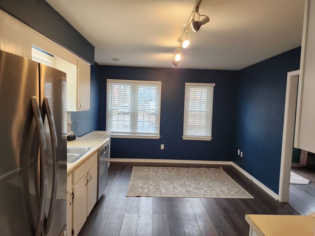 3015 S Ridge Dr - Photo 3 of 14