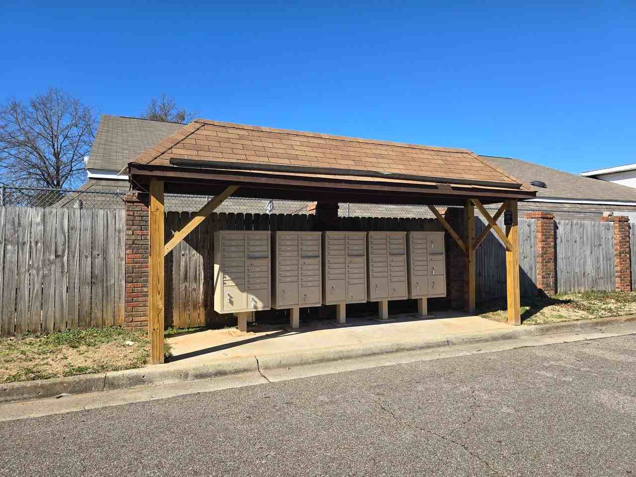 11539 Jade Ln Se - Photo 5 of 38