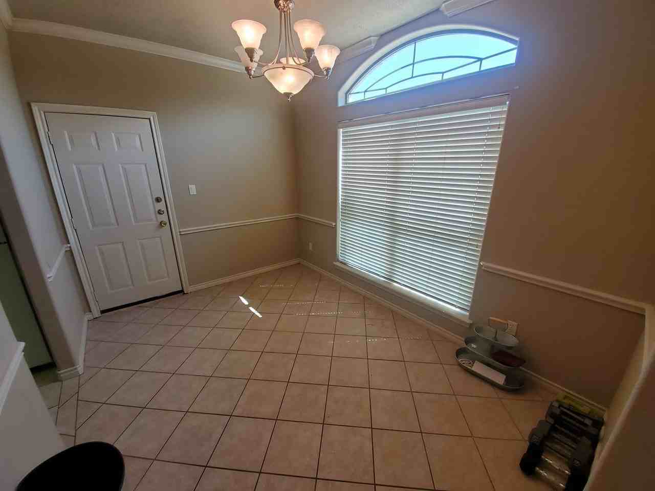 3772 Oldenburg Ln - Photo 6 of 19