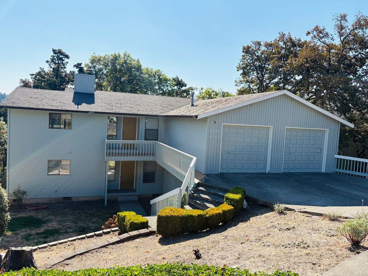 4387 Imperial Dr - Photo 2 of 30