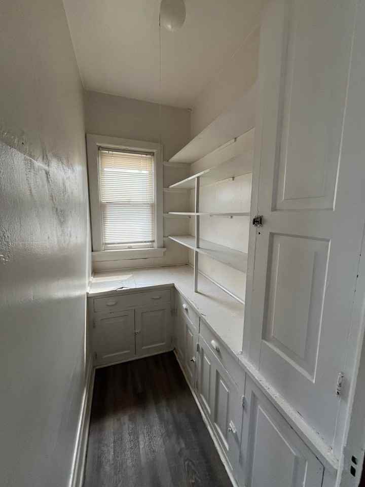 2864-66 N Cramer - Photo 5 of 12