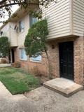 724 S Welch St - Photo 1 of 1