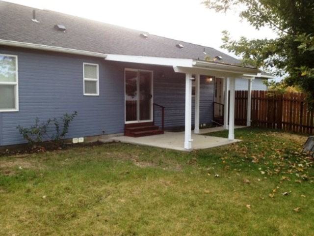 917 Se Marine Dr - Photo 3 of 6