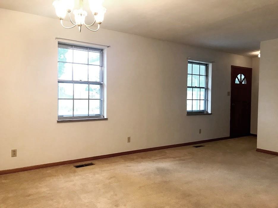 161 Louisiana Ave - Photo 5 of 13