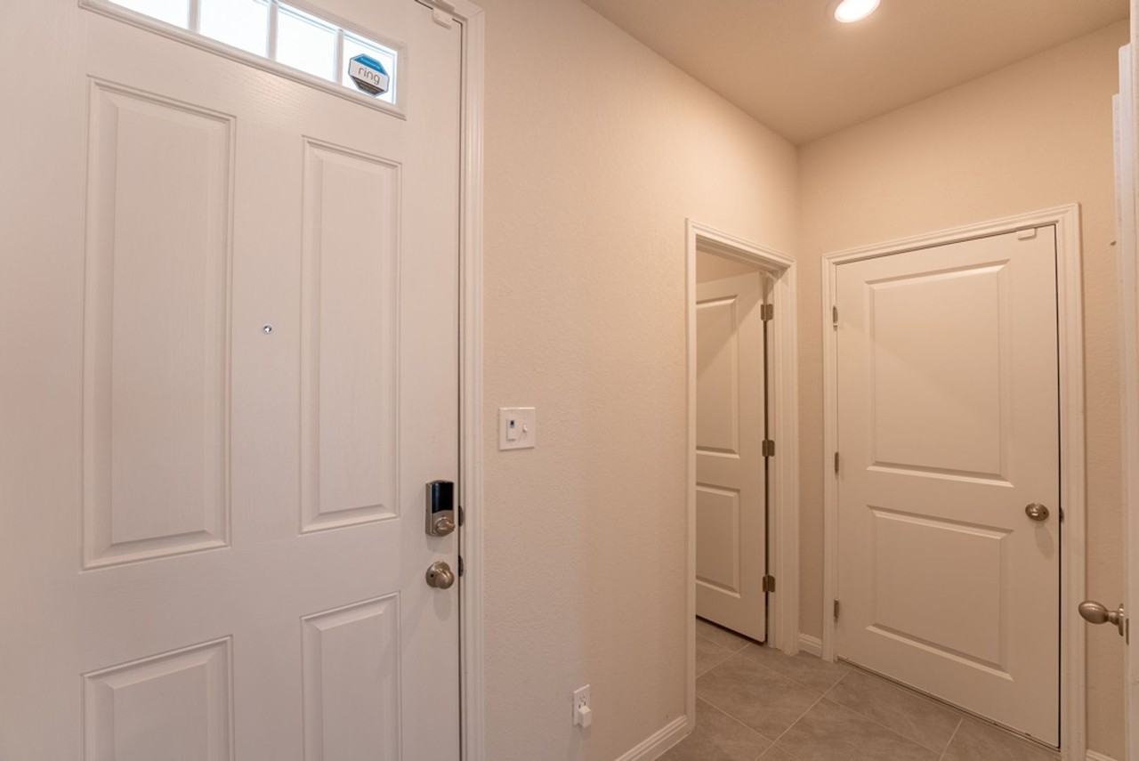 6310 Wolf Pack Dr - Photo 2 of 34