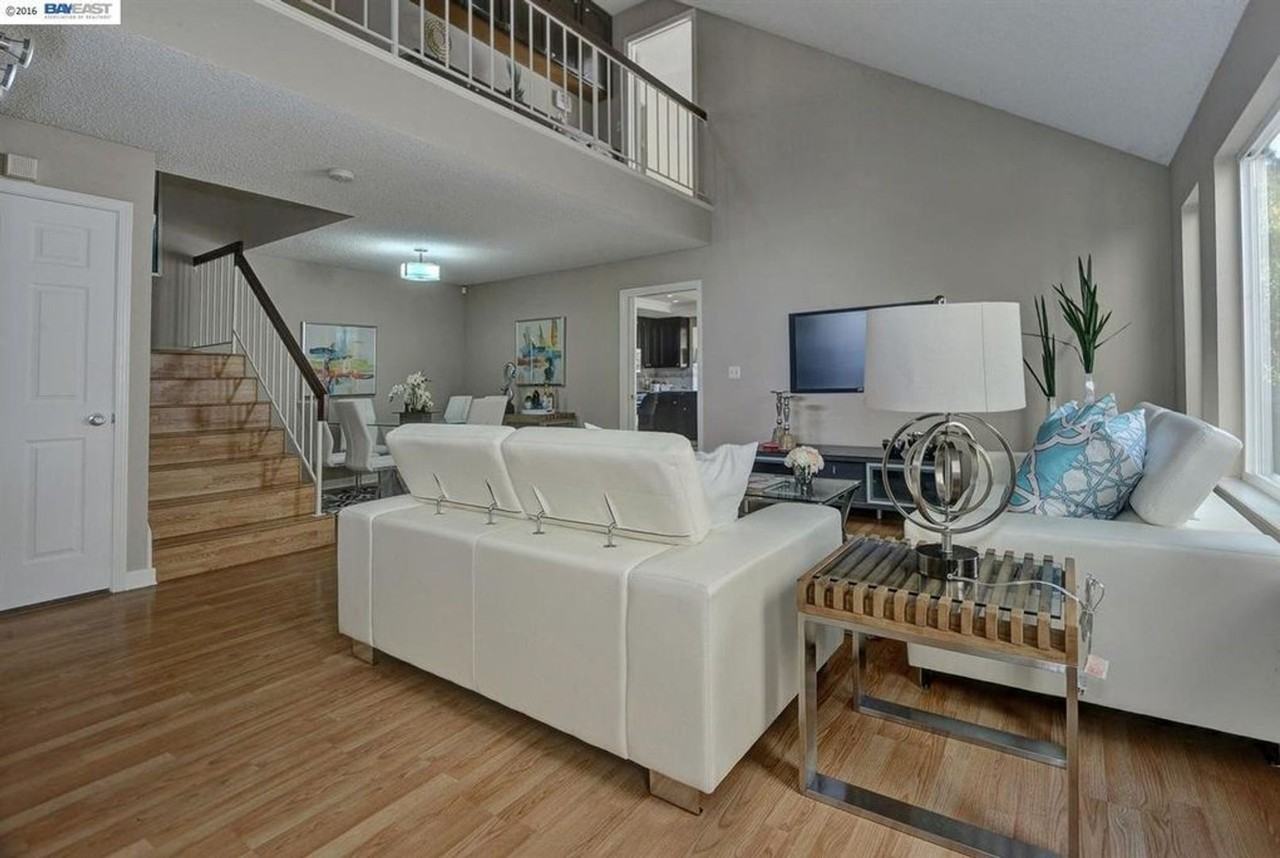 34633 Winslow Ter - Photo 3 of 20