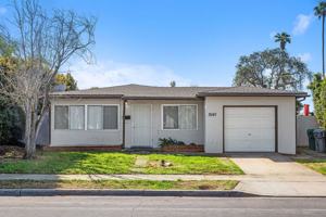 featured image of 3041 Massasoit Ave