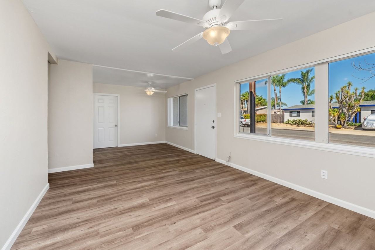 3041 Massasoit Ave - Photo 4 of 17