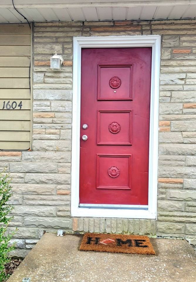 1604 Sycamore St - Photo 2 of 18