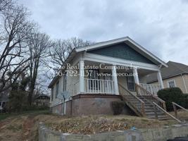 featured image of 1413 Ne 23rd St