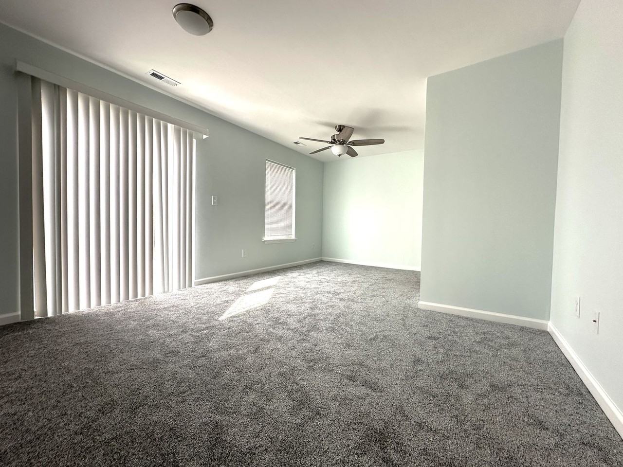 1536 Garland Way - Photo 2 of 14