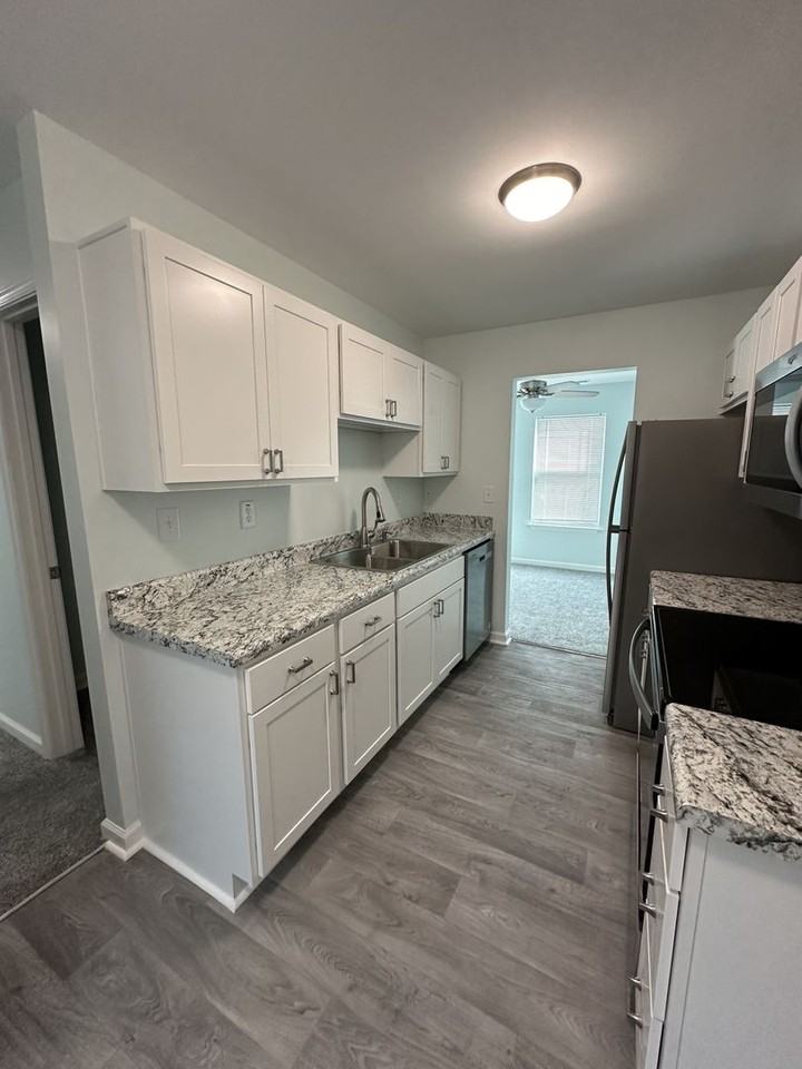 1536 Garland Way - Photo 5 of 14